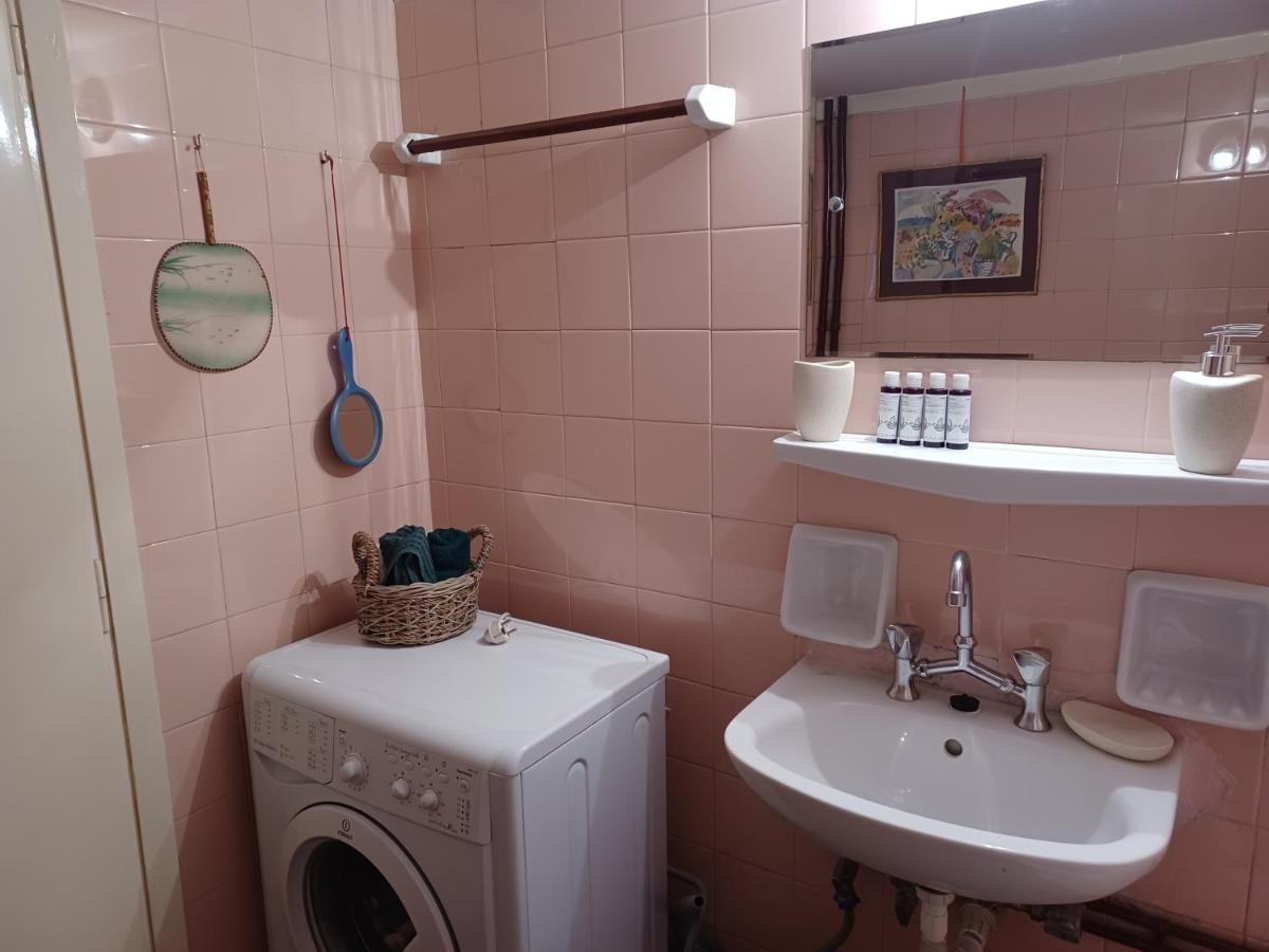 Charming Apartment In The Neighborhood Of Pangrati Αθήνα Εξωτερικό φωτογραφία